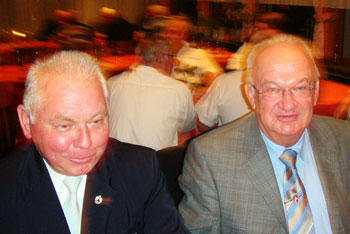 Auch die Prominens ist vertreten, der Bürgermeister von Hann Münden und der Vizepräsident des Kyfhäuserbundes!